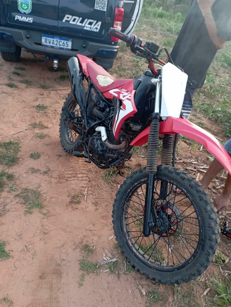 Imagem de compartilhamento para o artigo Polícia Militar recupera moto furtada durante operação em Camapuã no distrito de Pontinha do Cocho da MS Todo dia
